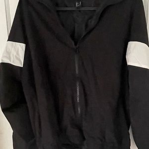 Women’s Windbreaker